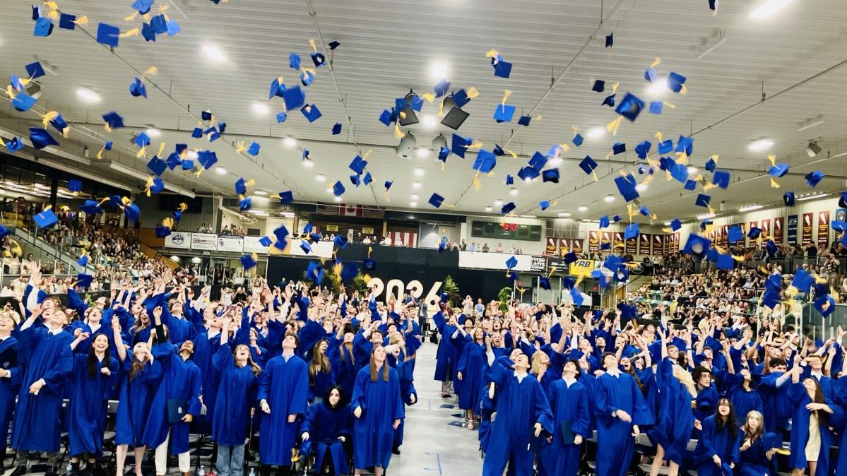 A picture of lvr grads